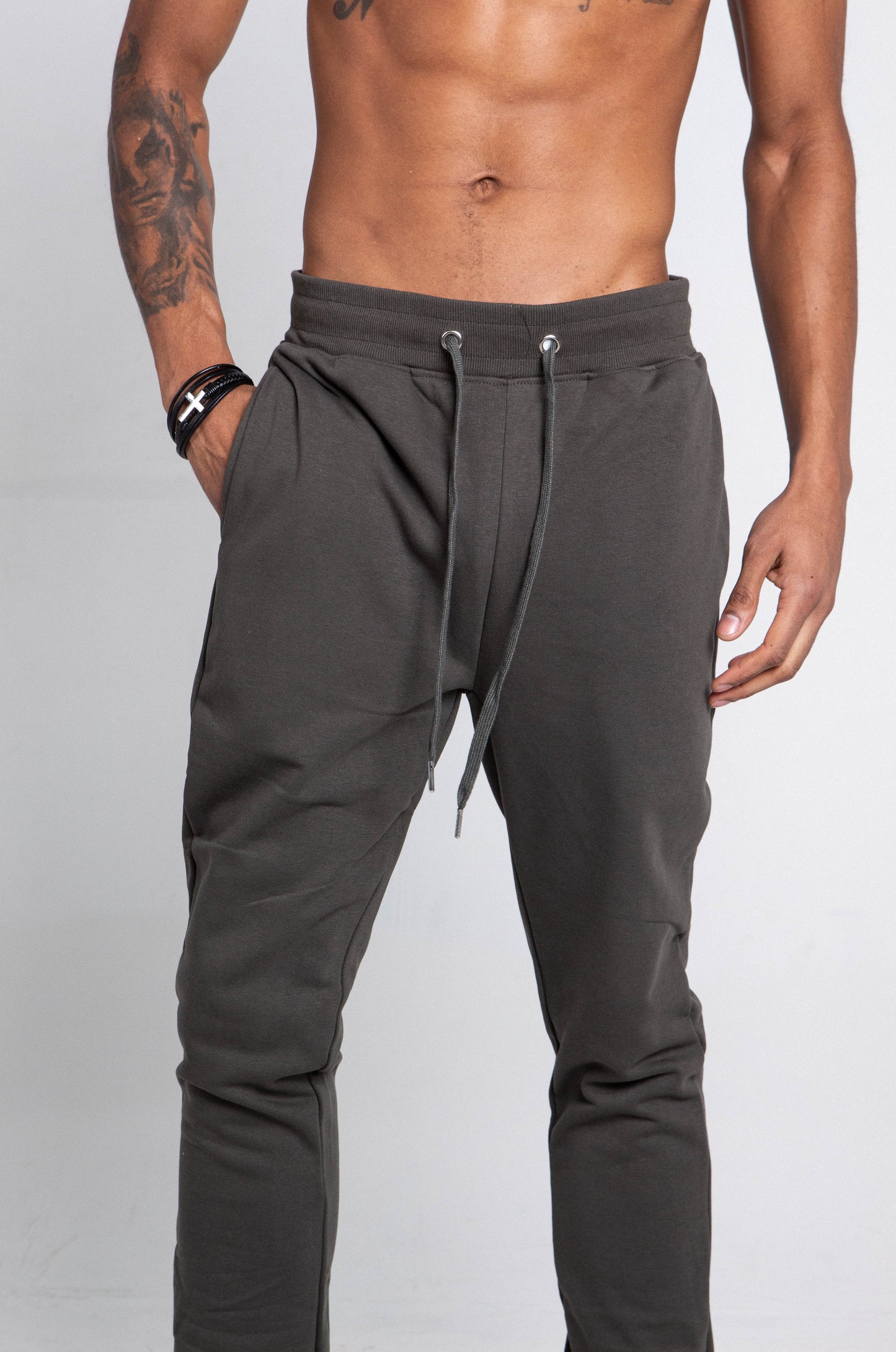 M5690-AJSKP MULTI-COLOR STACKED SWEATPANTS